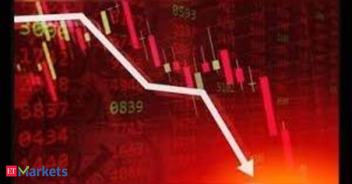 European Shares Slide as Fed Hike Bets and Tech Drag Weigh on Markets