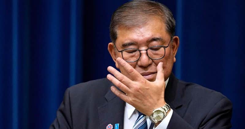 Japans Politician Sees Bitcoin as Once-in-a-Century Opportunity